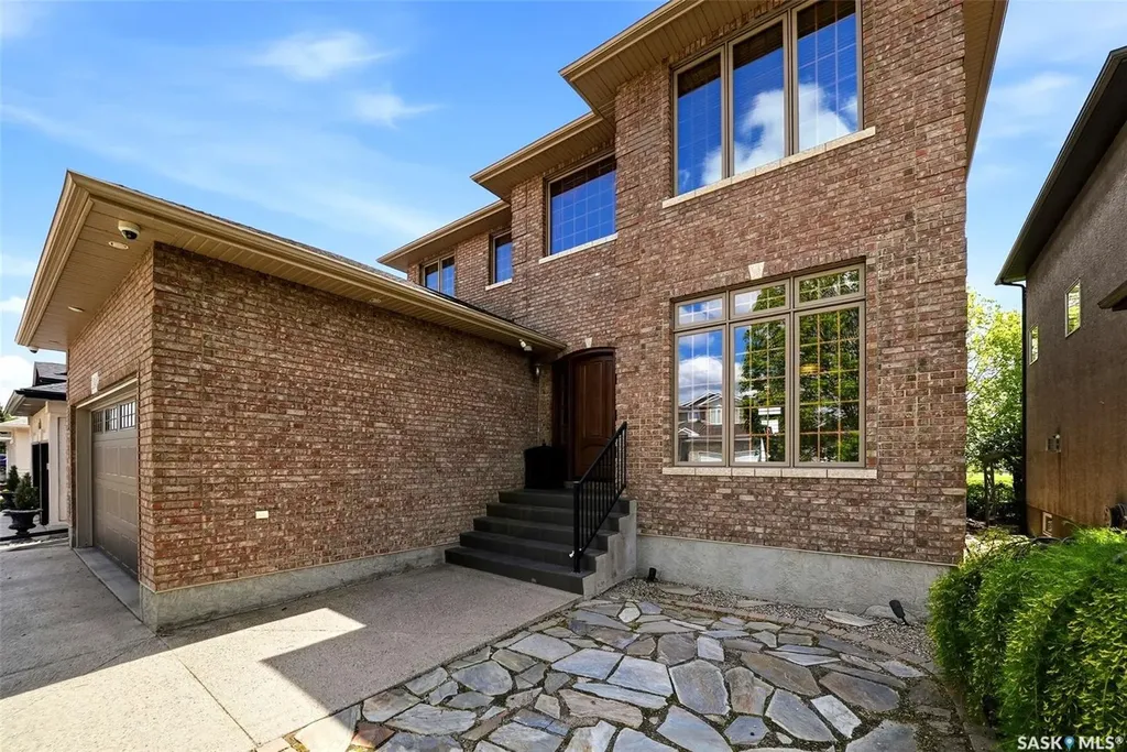 12043 Wascana Heights Regina SK S4V 3E2