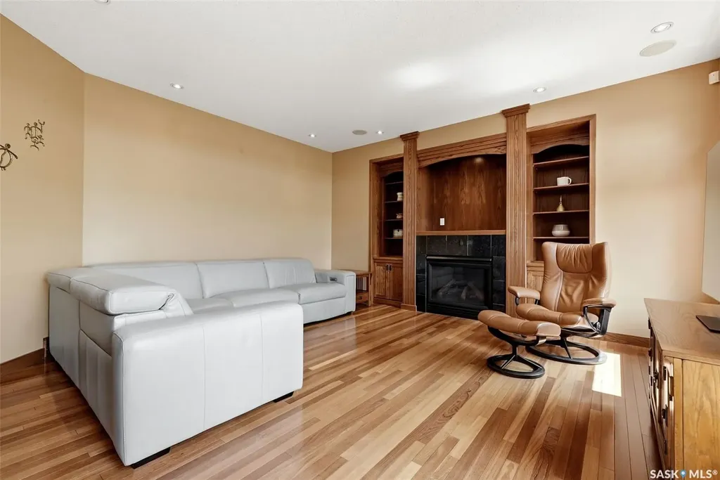 12043 Wascana Heights Regina SK S4V 3E2