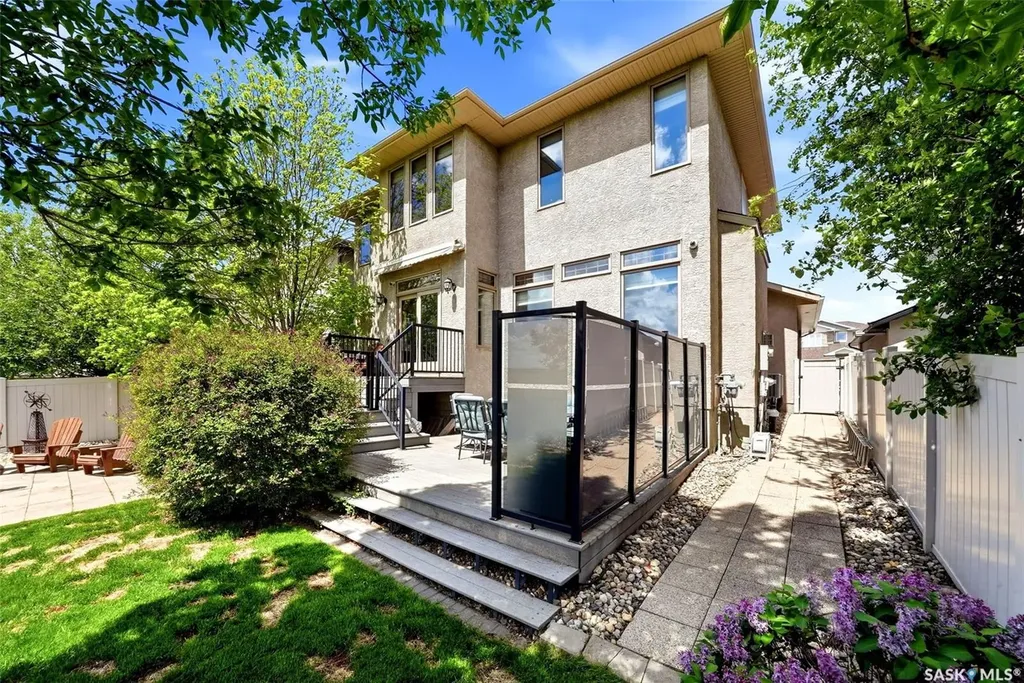 12043 Wascana Heights Regina SK S4V 3E2