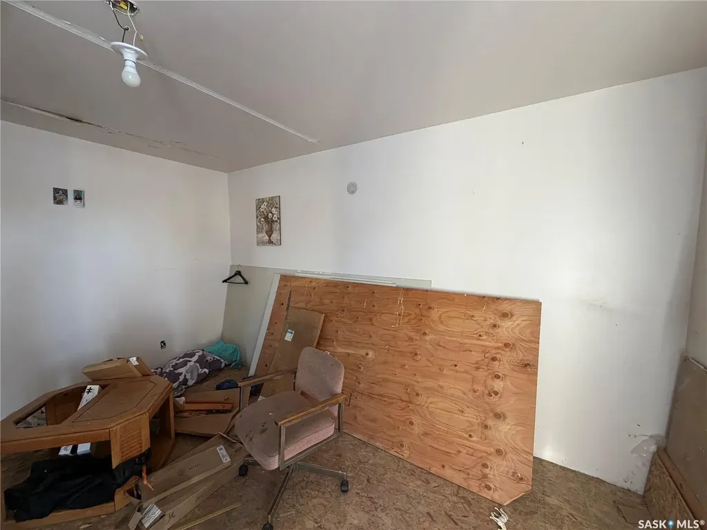 1246 96th Street North Battleford SK S9A 3W5