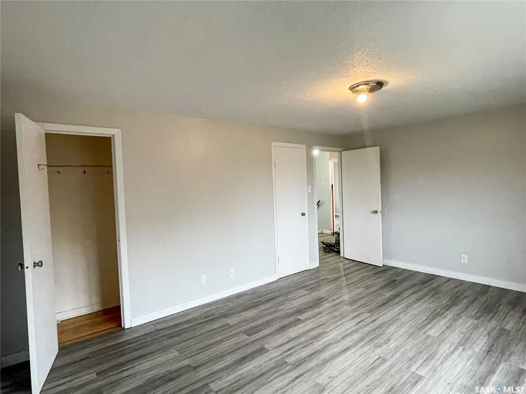 108 Main Street W Dorintosh SK S0M 0T0