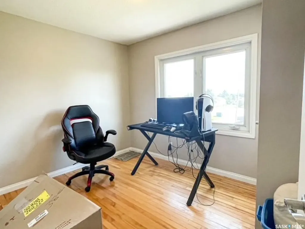 108 Main Street W Dorintosh SK S0M 0T0