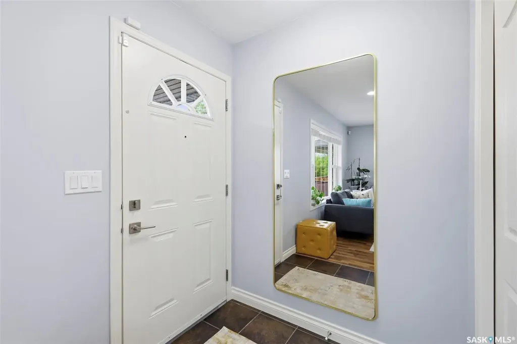 722 Lamarsh Lane Saskatoon SK S7W 1B6