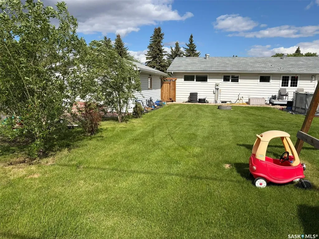 105 5th Street E Birch Hills SK S0J 0G0