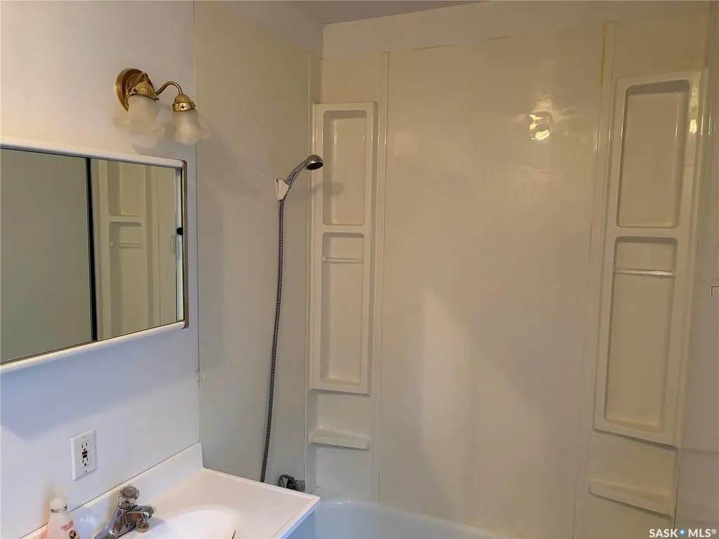 102 2nd Avenue N Big River SK S0J 0E0