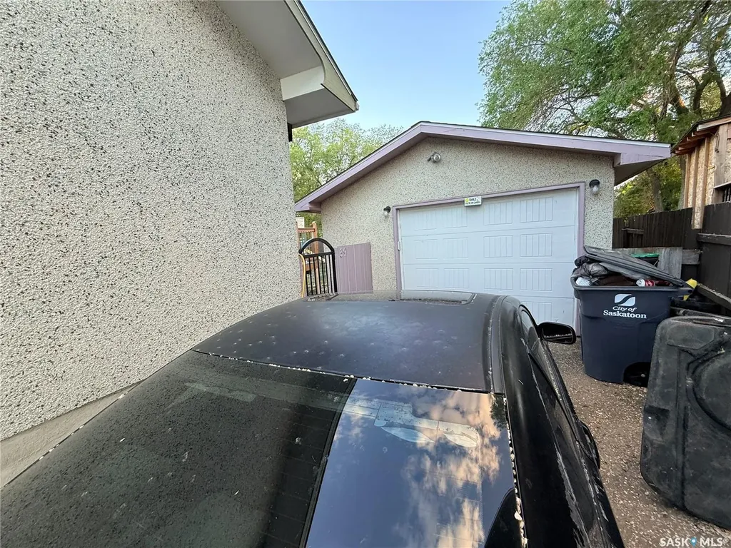 39 Byers Crescent Saskatoon SK S7L 4H1