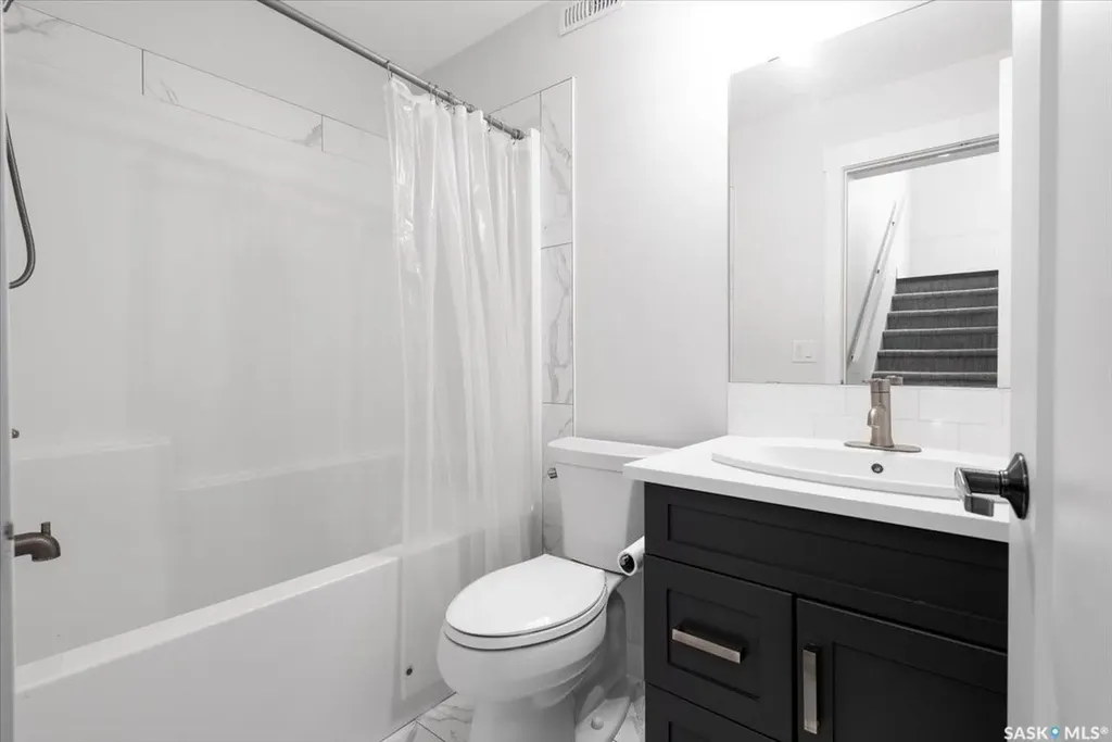 3628 Gee Crescent Regina SK S4V 3P2