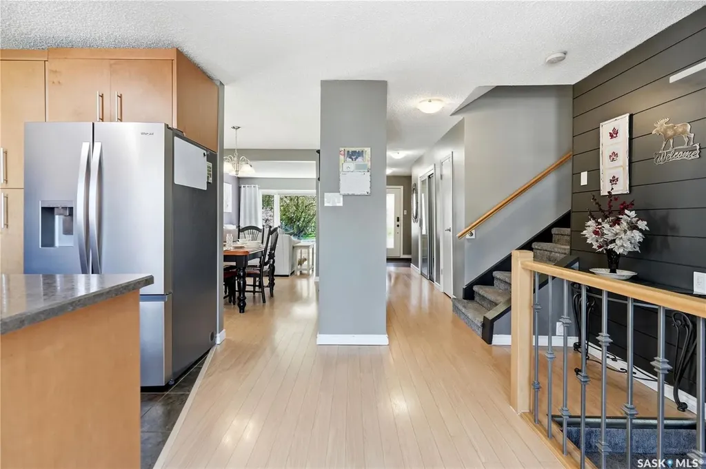 179 Merlin Crescent Regina SK S4R 3E6