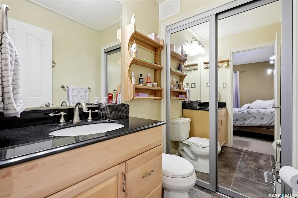 179 Merlin Crescent Regina SK S4R 3E6