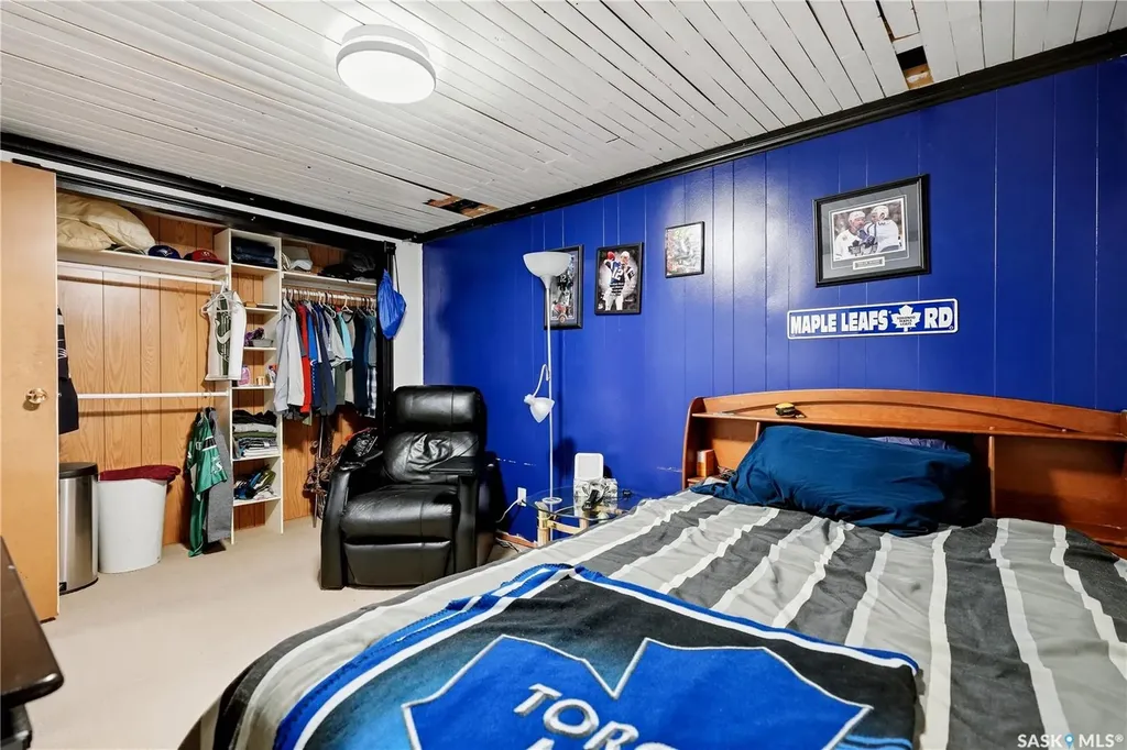 179 Merlin Crescent Regina SK S4R 3E6