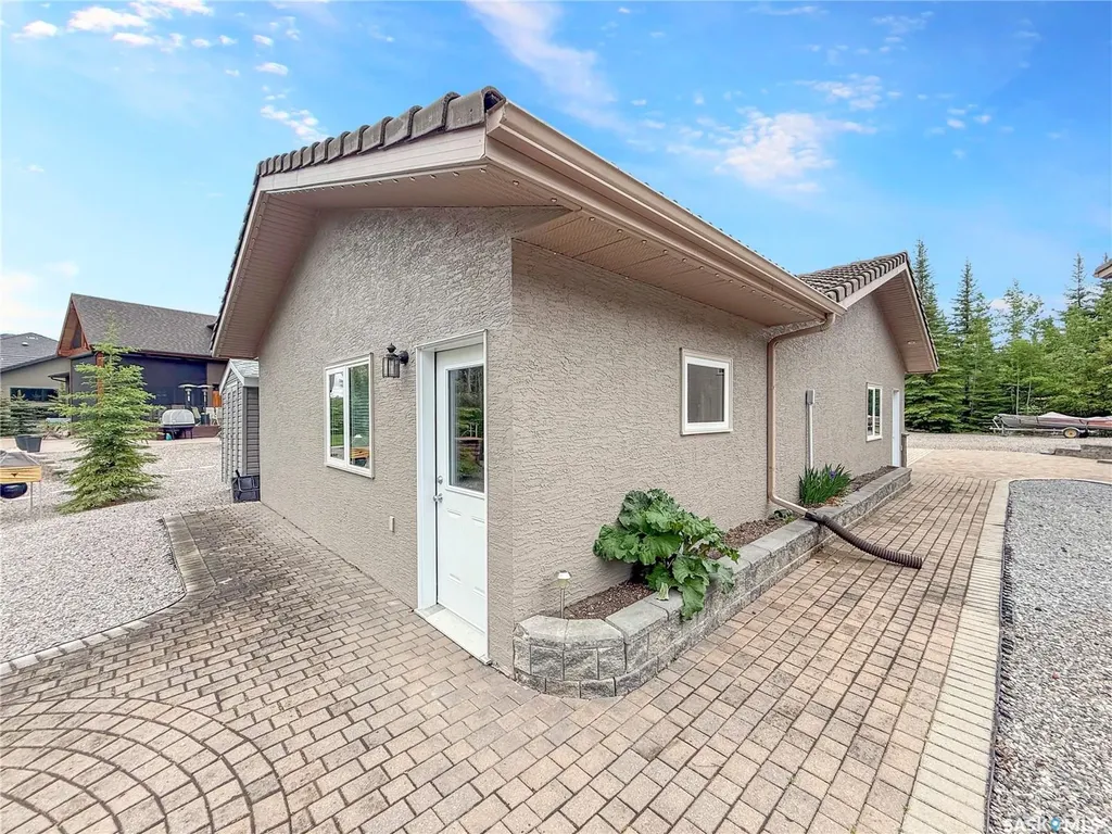 1 Eagle Crescent Candle Lake SK S0J 3E0