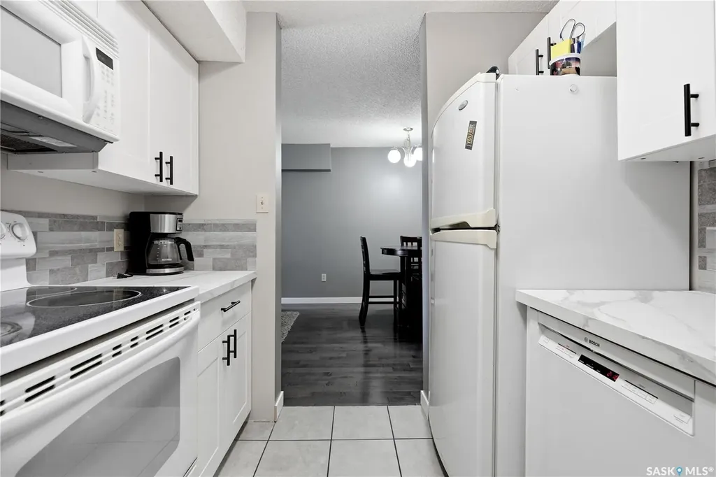 3420 Park Street Regina SK S4V 2M9