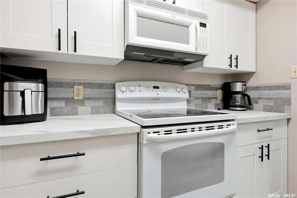 3420 Park Street Regina SK S4V 2M9