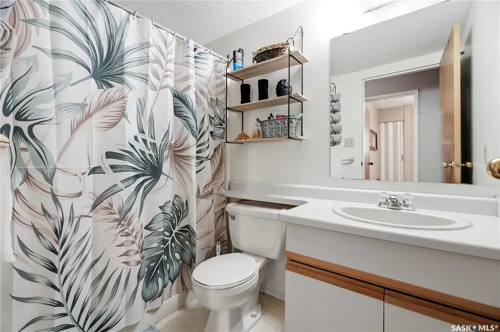 3420 Park Street Regina SK S4V 2M9