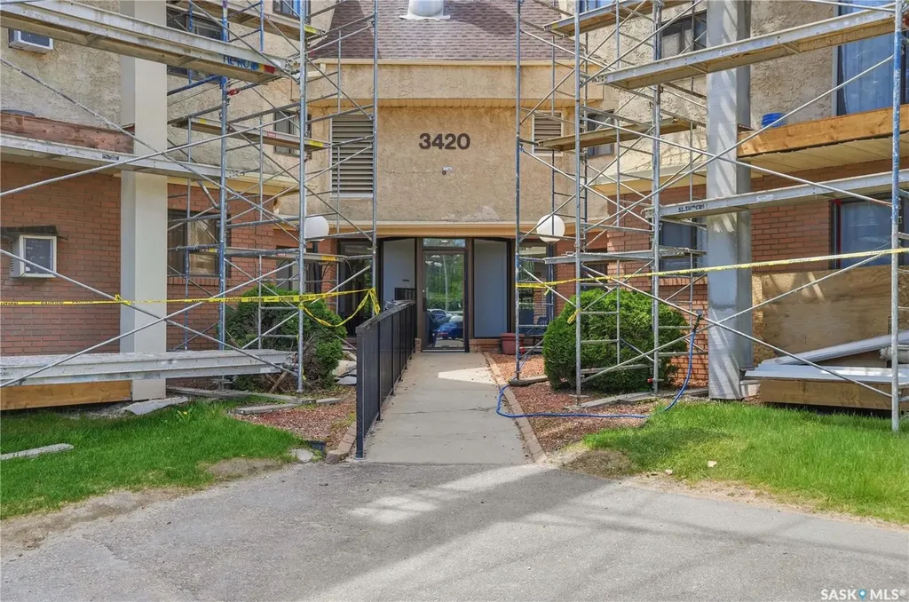 3420 Park Street Regina SK S4V 2M9