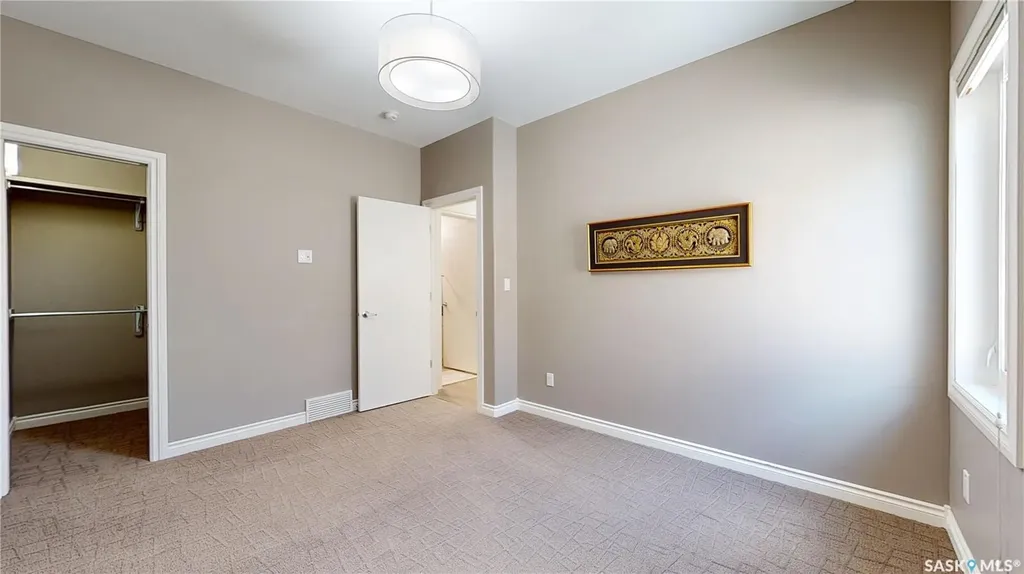 1633 Maple Rose Crescent N Regina SK S4X 0J6