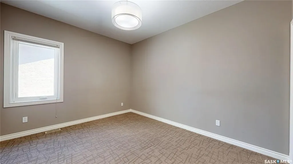 1633 Maple Rose Crescent N Regina SK S4X 0J6