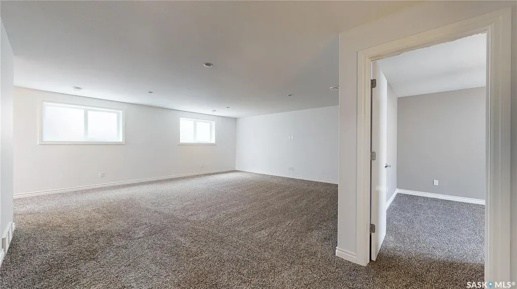 1633 Maple Rose Crescent N Regina SK S4X 0J6