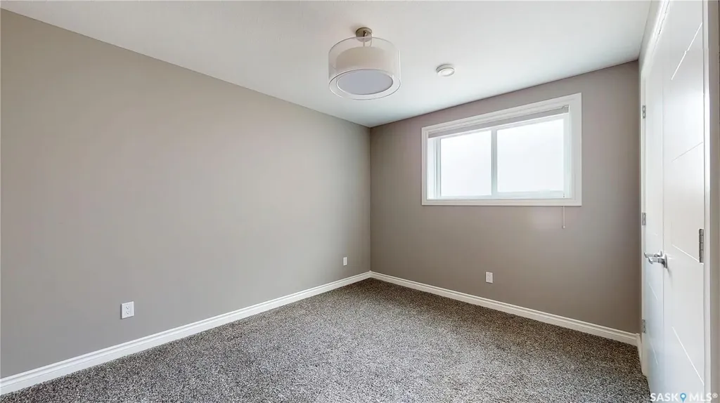1633 Maple Rose Crescent N Regina SK S4X 0J6