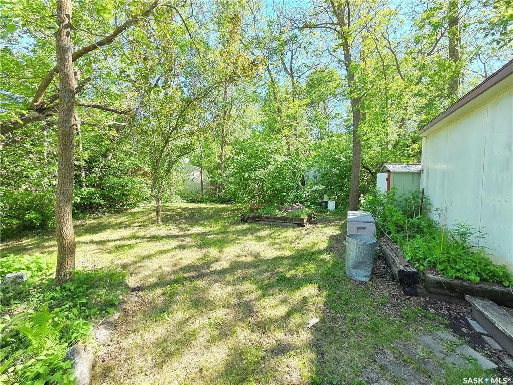 825 Lakeside Avenue White Bear Ir 70 SK S0C 0R0