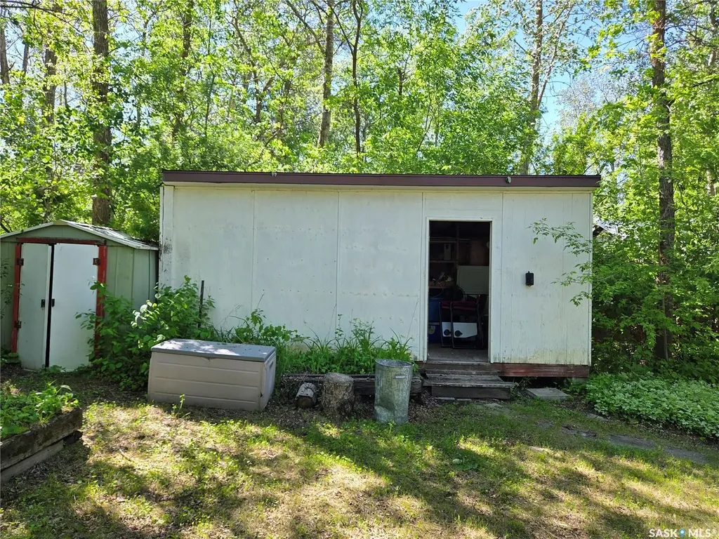 825 Lakeside Avenue White Bear Ir 70 SK S0C 0R0