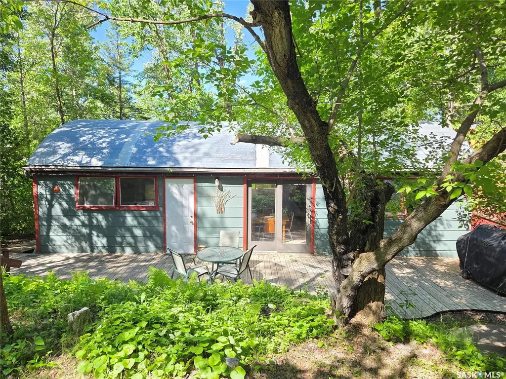825 Lakeside Avenue White Bear Ir 70 SK S0C 0R0