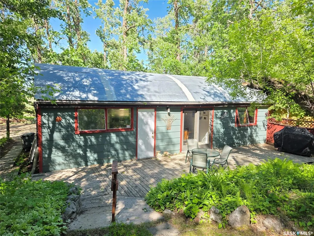 825 Lakeside Avenue White Bear Ir 70 SK S0C 0R0