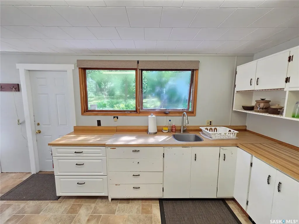 825 Lakeside Avenue White Bear Ir 70 SK S0C 0R0