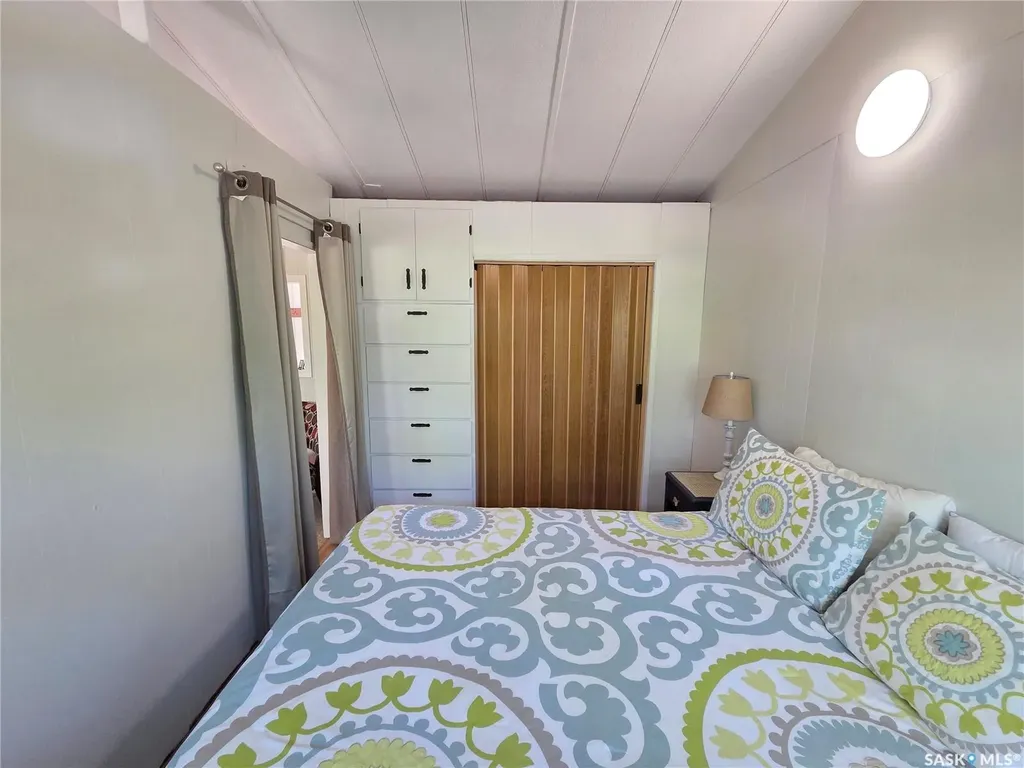 825 Lakeside Avenue White Bear Ir 70 SK S0C 0R0