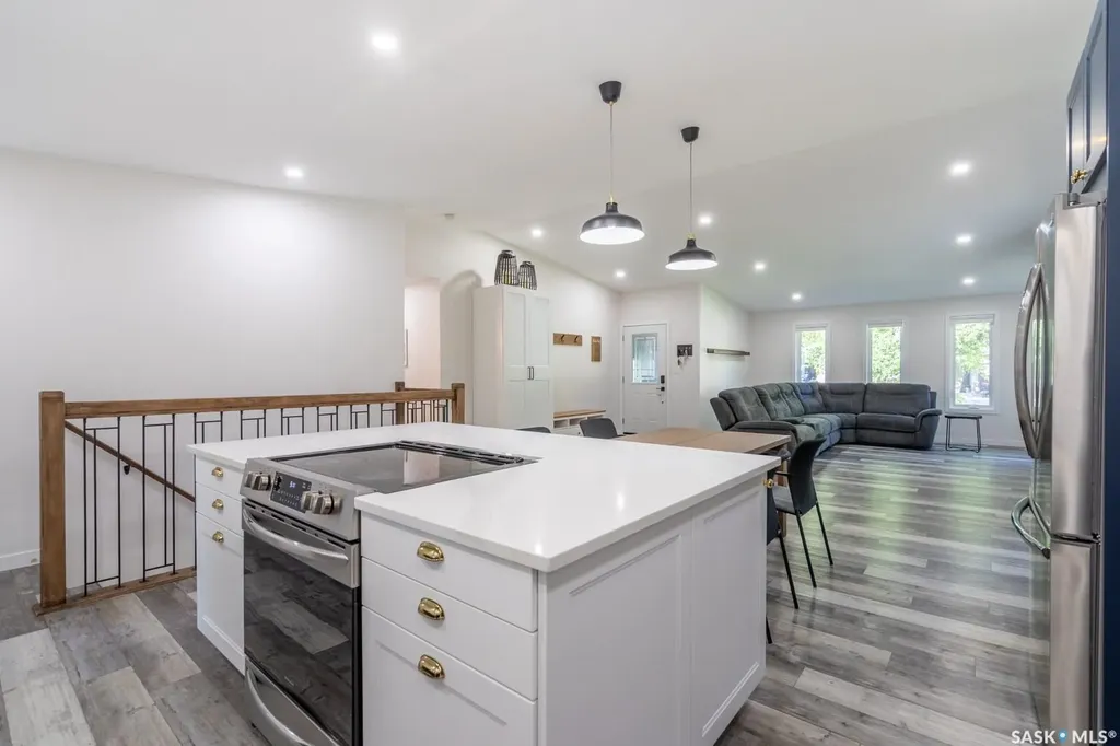 1262 James Crescent Regina SK S4M 6A5