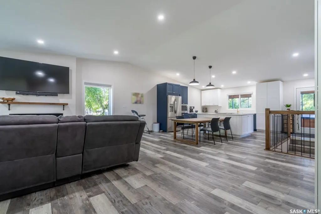 1262 James Crescent Regina SK S4M 6A5