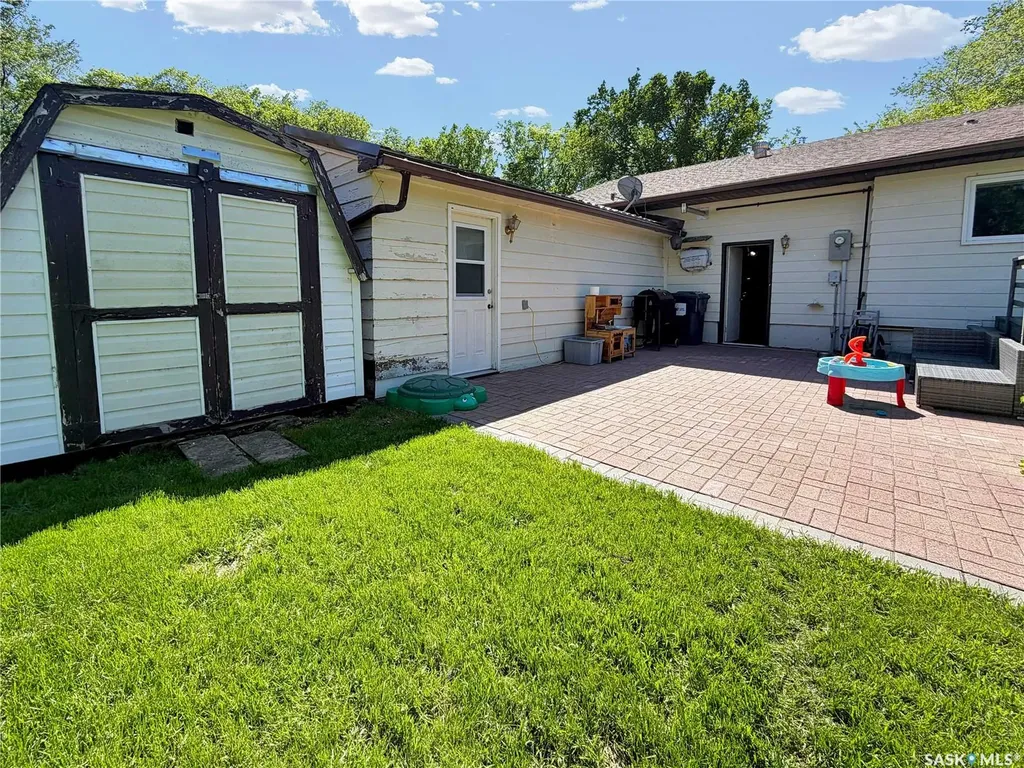 1114 Arcola Street Esterhazy SK S0A 0X0