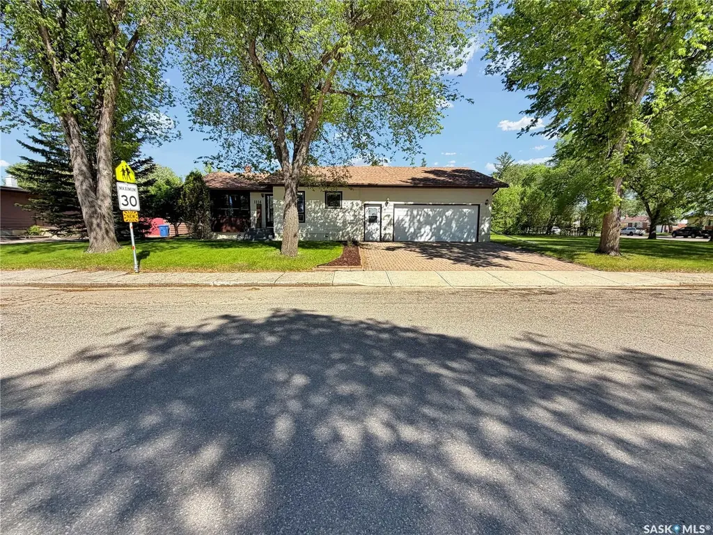 1114 Arcola Street Esterhazy SK S0A 0X0