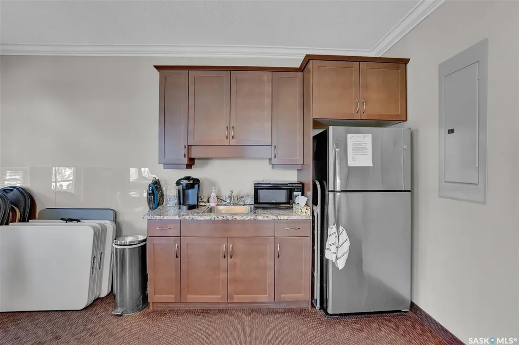 2150 Heseltine Road Regina SK S4V 1L1