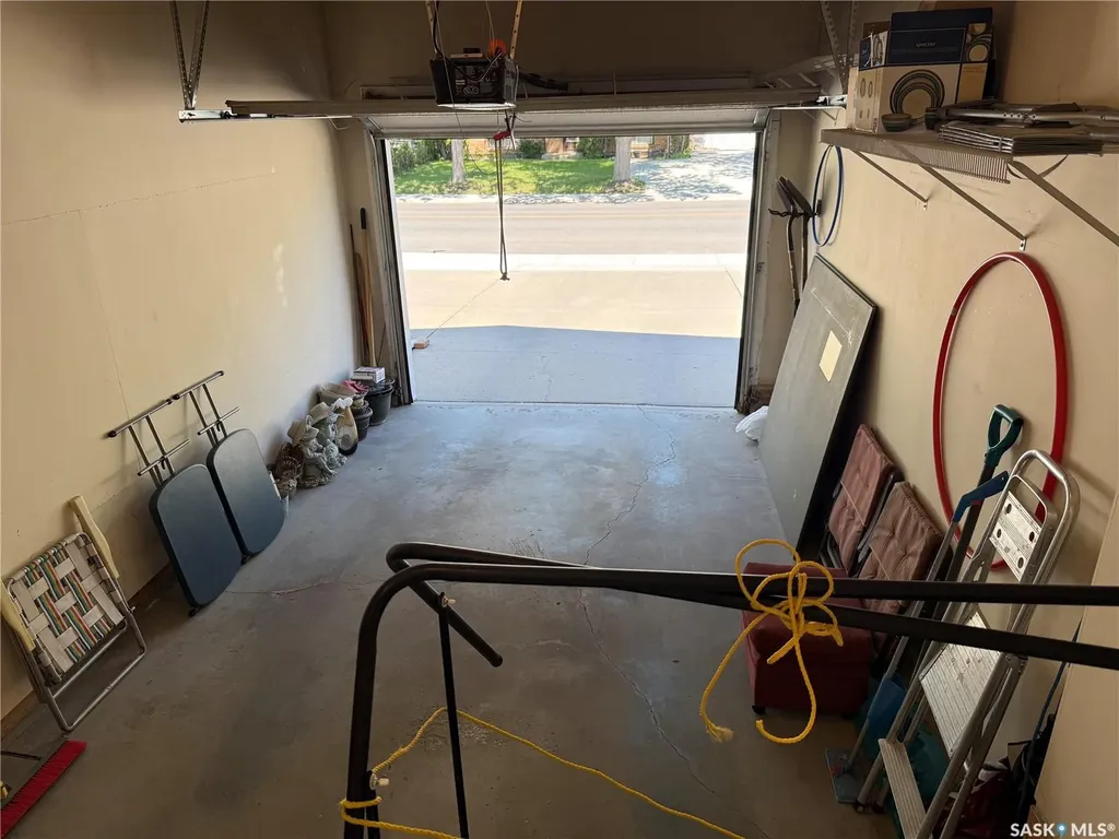 223 Mikkelson Drive Regina SK S4T 0A3