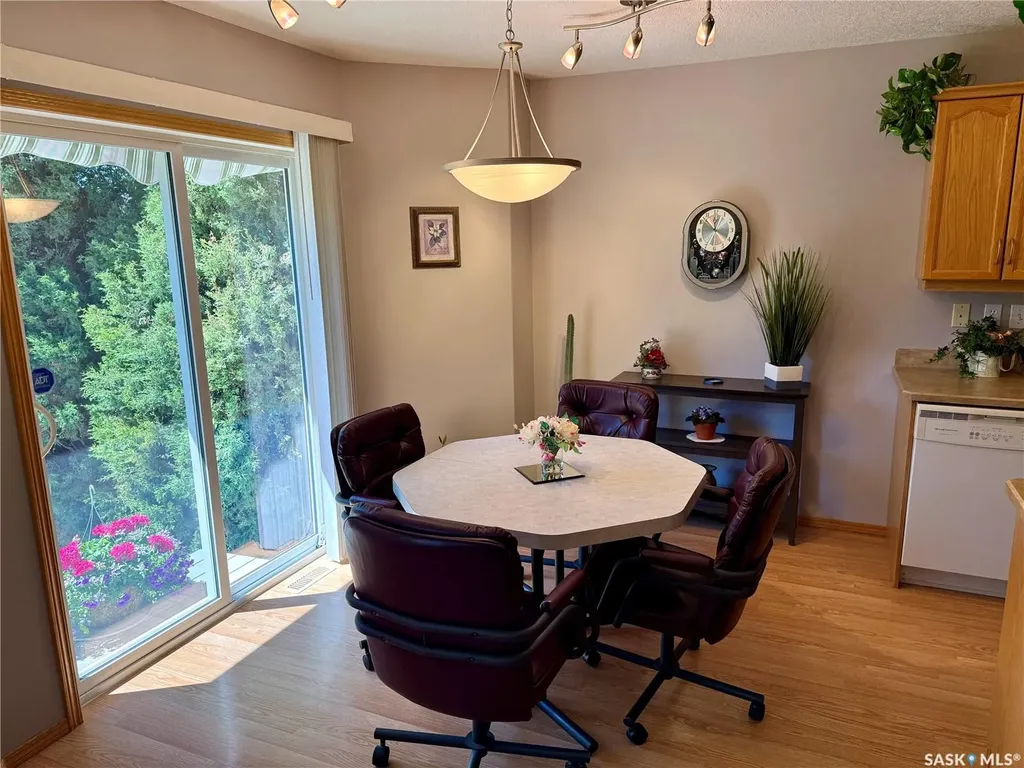 223 Mikkelson Drive Regina SK S4T 0A3