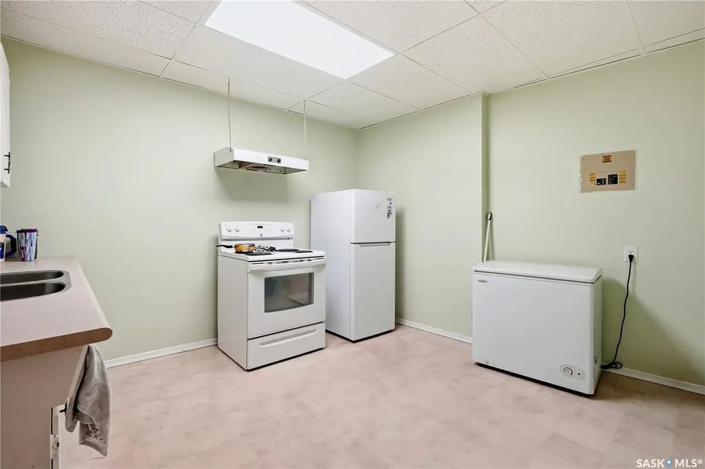 110 Main Street N Moose Jaw SK S6H 3J7