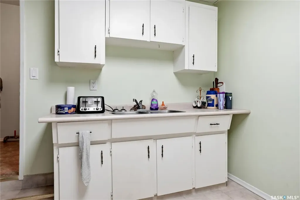 110 Main Street N Moose Jaw SK S6H 3J7
