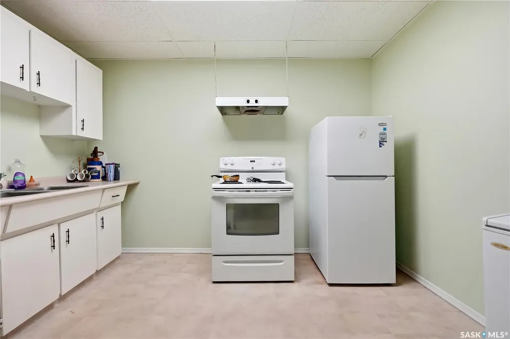 110 Main Street N Moose Jaw SK S6H 3J7