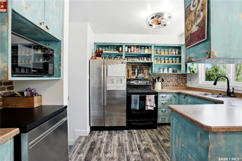 3322 Harrington Street Saskatoon SK S7H 3Y1