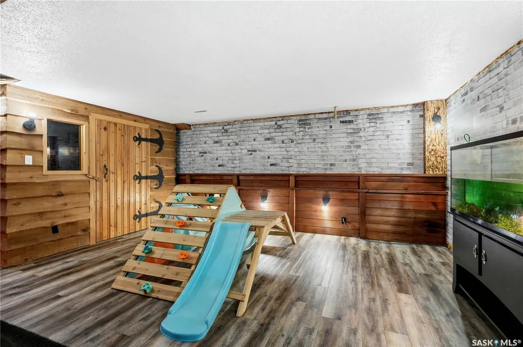 3322 Harrington Street Saskatoon SK S7H 3Y1