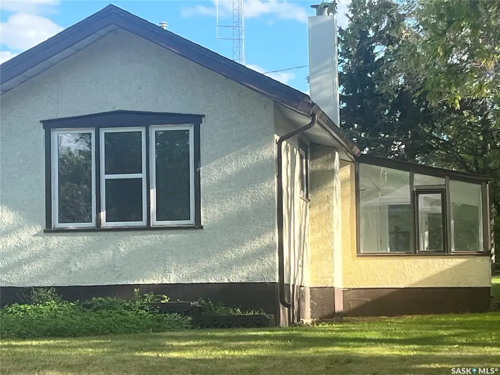 161 21st Street W Prince Albert SK S6V 4H8