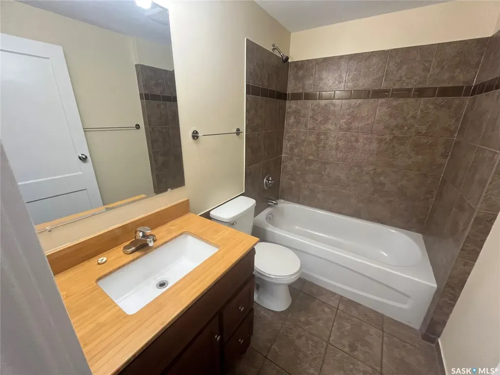 161 21st Street W Prince Albert SK S6V 4H8