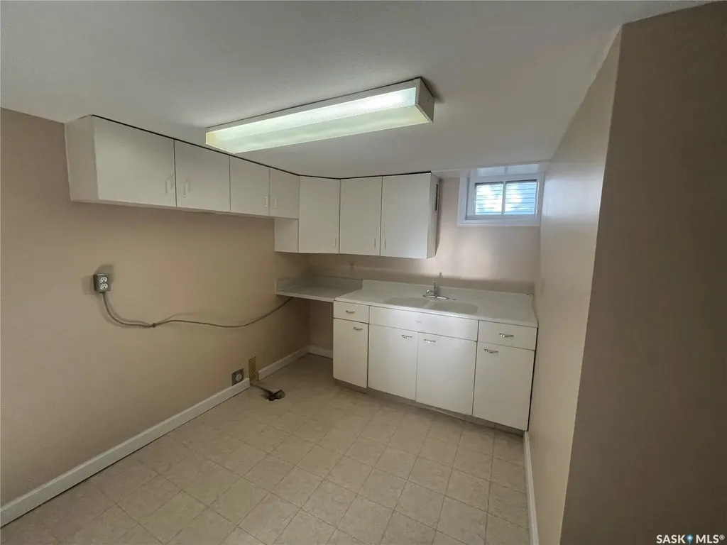 161 21st Street W Prince Albert SK S6V 4H8