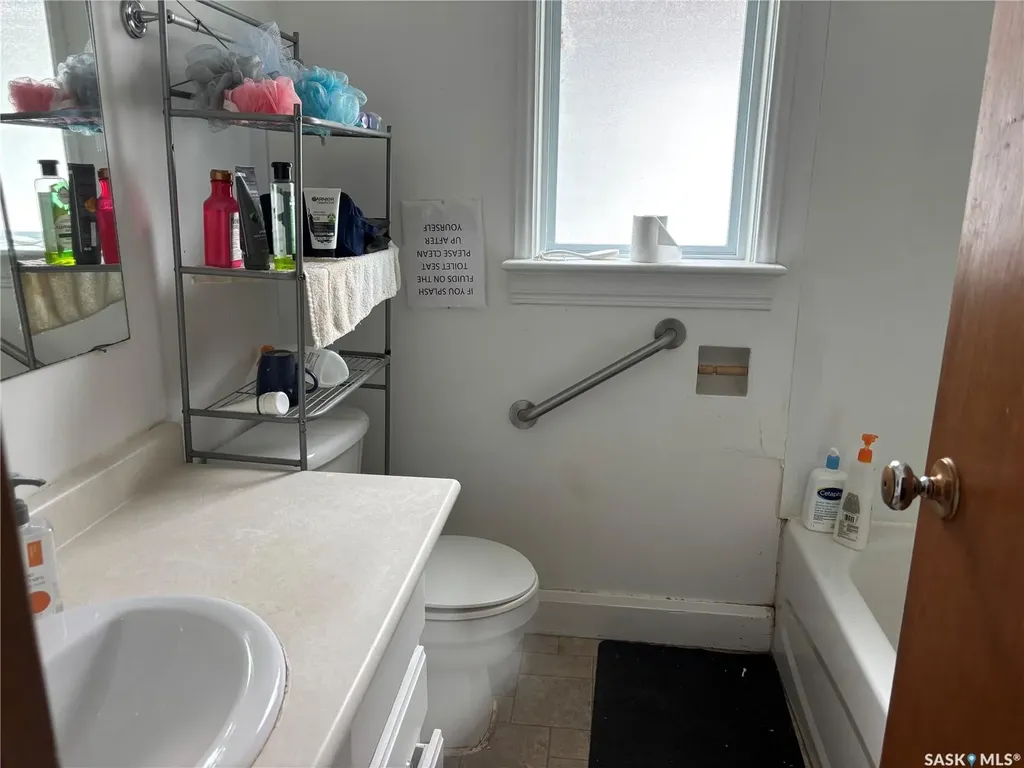 230 10th Street E Prince Albert SK S6V 0Y9