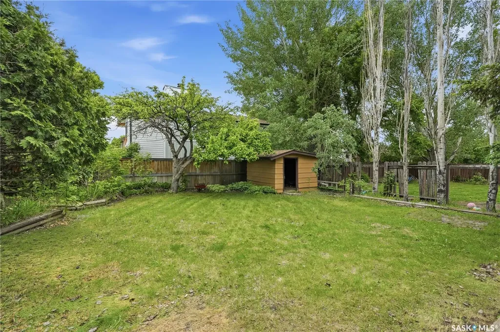 350 Weyakwin Drive Saskatoon SK S7J 4H5