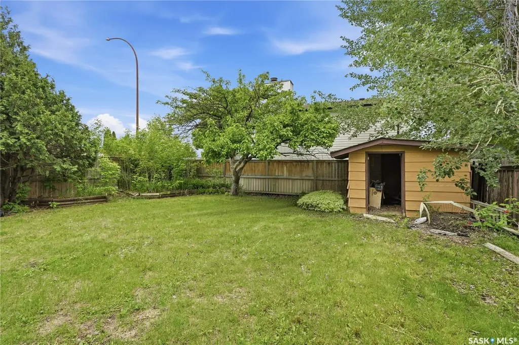 350 Weyakwin Drive Saskatoon SK S7J 4H5