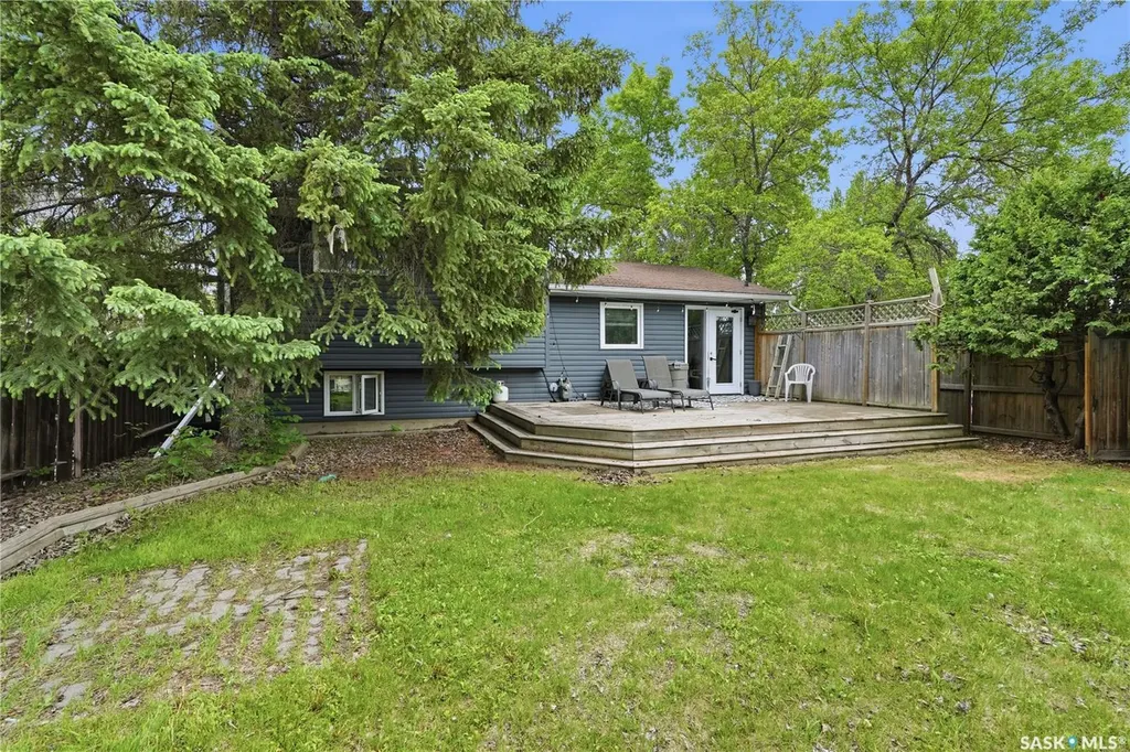 350 Weyakwin Drive Saskatoon SK S7J 4H5