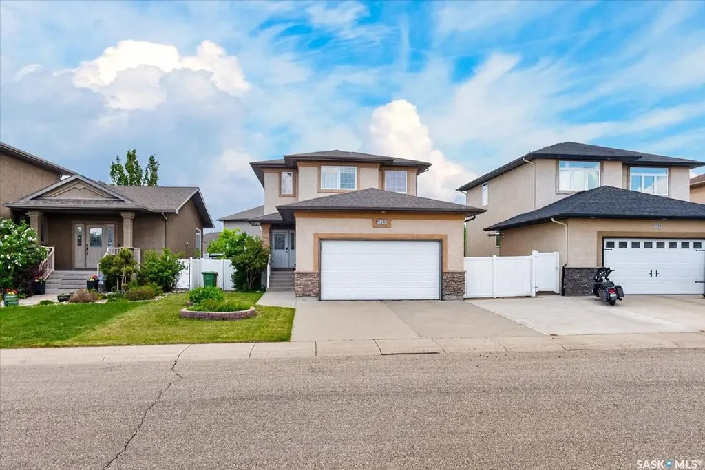 8338 Wascana Gardens Way Regina SK S4V 1E8