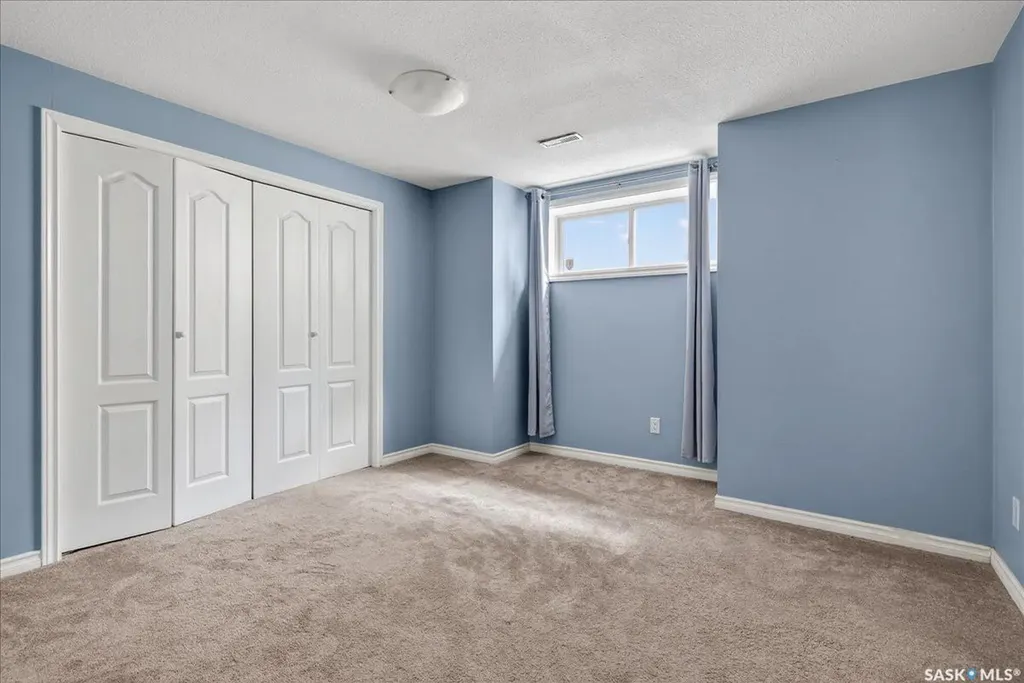 8338 Wascana Gardens Way Regina SK S4V 1E8